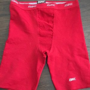 Bike Athletics Under Weather Shorts L